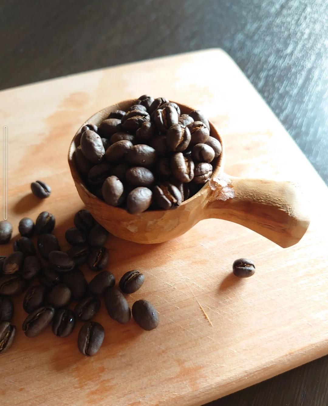 鮮度が決め手　自家焙煎コーヒー　粉　100g×3種　（産地はお任せ　浅煎り・中煎り・深煎りの3種類）【013-24】｜自家焙煎 コーヒー コーヒー粉 挽きたて 新鮮コーヒー 香り 中煎り 伊那市 ふるさと納税 長野 信州