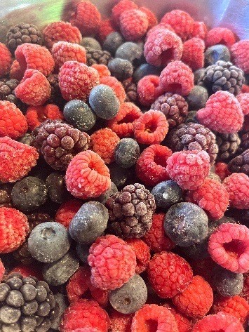 先行予約 ベリー ミックス 信州 伊那産 冷凍 ミックスベリー 1kg 国産 ベリー 3種 ：ラズベリー ・ ブラックベリー ・ ブルーベリー | 果物 フルーツ ベリー 手摘み 急速冷凍 木の実 スムージー ビタミンC 長野県 伊那市 【019-13】