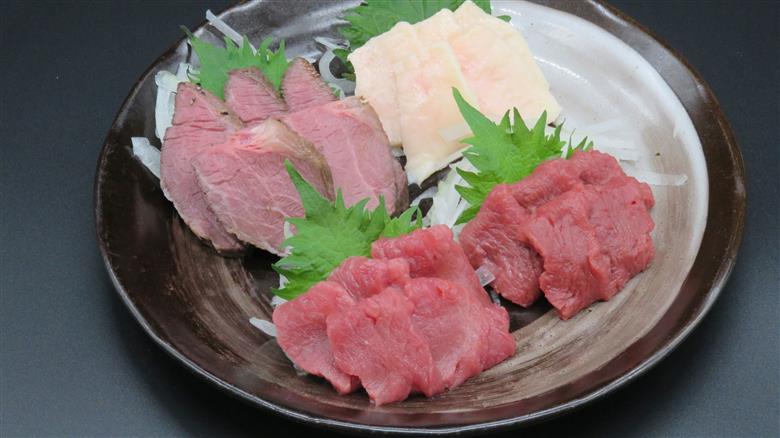 ＜信州伊那谷の食文化＞馬刺しの豪華セット | 馬刺し 赤身 ロース タレ付き 鮮馬刺し 馬刺し 馬刺 長野 信州 馬肉 お肉 刺身 冷凍 真空パック 小分け 送料 無料 伊那 信州【025-22】