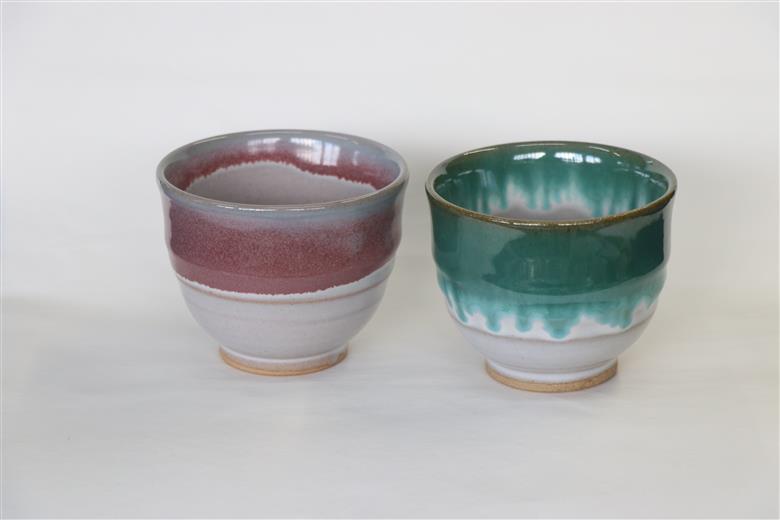高遠焼　煎茶湯呑セット　（緑・ピンク）｜｜湯呑 コップ 高遠 高遠焼き 伝統 工芸 手造り 職人 信州 工房 長野県 伊那市【010-77】