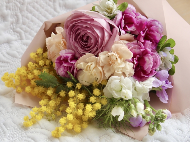 フラワーアレンジの定期便（ギフトにも）花産地伊那から全国へ　3ヶ月｜フラワーアレンジ 伊那 花 ギフト プレゼント はな 華やか 四季 信州 ふるさと納税【060-09】