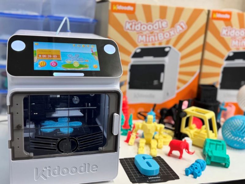 キッズ3Dプリンター（Kidoodle Mini BoxA1）　プラスチックを思い通りに成形。1300種類の内蔵データですぐに使用可能。進学祝いにも｜伊那市 プリンター ３D プラスチック 信州 長野県 キッズ 子供 【191-01】