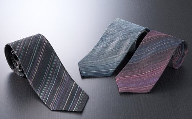 「伝統的工芸品」伊那紬（ネクタイ）紺系色