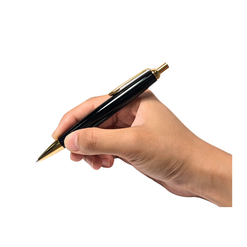  伝統工芸「漆塗りのボールペン」（黒）(Aa-003)