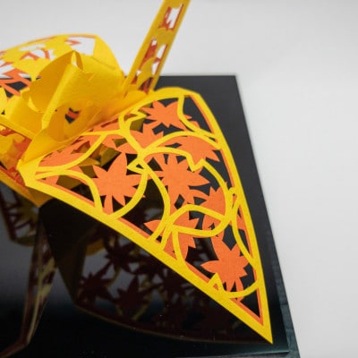 立体切り絵:折り鶴～四季シリーズ・秋