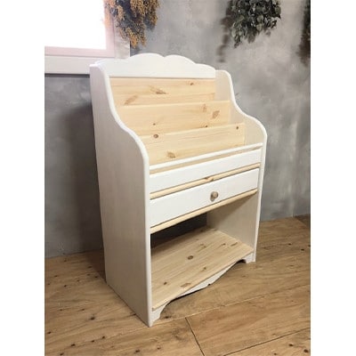 メーベルヒナナ　木製　ブックシェルフ　絵本棚 ナチュラル