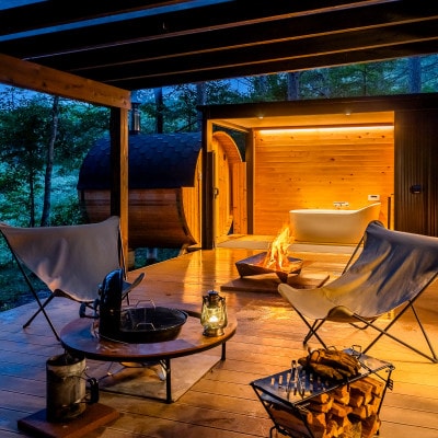 【八ヶ岳PRIVATEWOODS NADA】プライベートサウナ付グランピング宿泊券(30000円分)