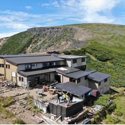 硫黄岳山荘・根石岳山荘・夏沢鉱泉(硫黄岳山荘グループ) 共通宿泊券 1名様1泊2食付