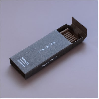 森のお香 松林の風に乗って