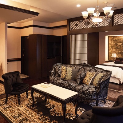 3万冊の蔵書ラウンジで大人の寛ぎを愉しむ渓谷の一軒宿「蓼科 親湯温泉」で使える宿泊券15,000円分