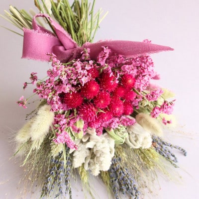 信州八ヶ岳の麓から贈る 千日紅のドライフラワースワッグM(ディープピンク)