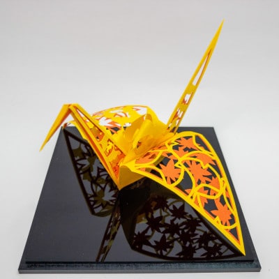 立体切り絵:折り鶴～四季シリーズ・秋