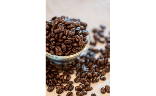 自家焙煎珈琲　ARI SAN COFFEE　200ｇ×３種類（粉）　こだわりの豆（無農薬、減農薬、無化学肥料、オーガニックなど）　直火焙煎【 長野県 佐久市 】