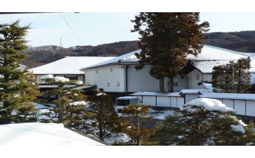 清酒　初鶯　大吟醸十年古酒「正宗」720ml入り