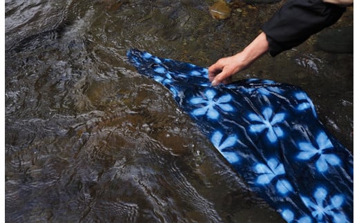 ＼TVでも話題！／伝統文化体験の宿つたや 3名様体験付き宿泊券 【 機織り、藍染め、かまど・囲炉裏での食事作り体験など 人生の楽園 で放映 】【 長野県 佐久市 】