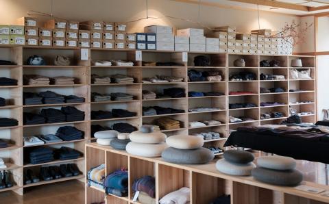 【わざわざ】「問 tou」食事 喫茶 利用券 5,000円分｜カフェ ツバメコーヒー カンパーニュ 無添加 ソーセージ ホットドック