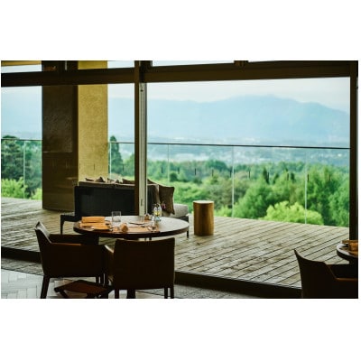 【9/30まで】THE HIRAMATSU 軽井沢 御代田　2泊ペア宿泊券デラックスツイン　夕食1回