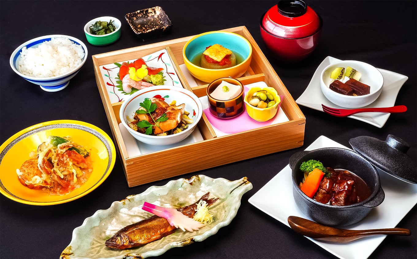 【信州 八ヶ岳】 富士見高原リゾート 施設共通利用補助券 6万円分（ゴルフ・スキー・宿泊・温泉・アクティビティ）