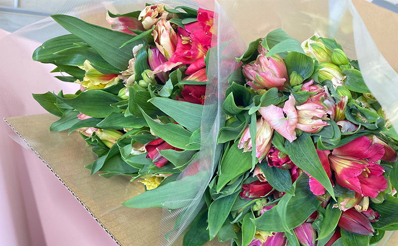 アルストロメリア花束