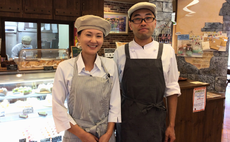 PN13-25D 季節のりんごのタルトタタン【お誕生日用】 // 長野県産 サンふじ リンゴ 林檎 フランス 本格 スイーツ さくさくタルト 甘さ控えめ 贈答 ギフト 1ホール 冷凍 バースデー 誕生日ケーキ タルトタタン