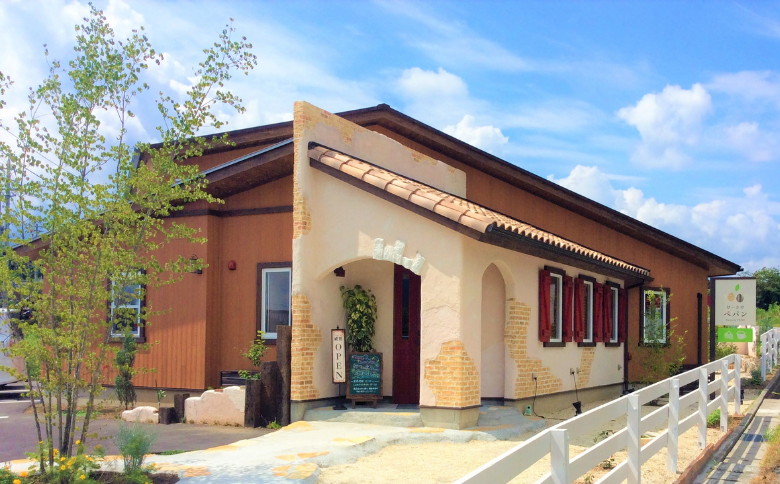 PN13-25D 季節のりんごのタルトタタン【お誕生日用】 // 長野県産 サンふじ リンゴ 林檎 フランス 本格 スイーツ さくさくタルト 甘さ控えめ 贈答 ギフト 1ホール 冷凍 バースデー 誕生日ケーキ タルトタタン