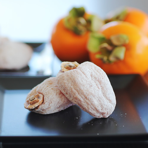 【長野県産】市田柿＜極＞2Lサイズ（12個入り） 2026年1月上旬より発送 信州 南信州 高森町 柿 干し柿 かき 高級 和菓子 お茶請け ドライフルーツ 個包装 ギフト 贈答 プレゼント 自然食品 山下屋荘介