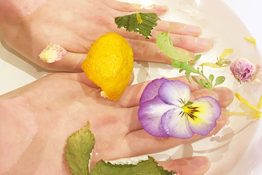 【スタンダードコース】ハーバルハンドバス体験チケット（2名様分）＜ハーバルヘルスケアトレーナーの会 みちくさ＞【長野県池田町】