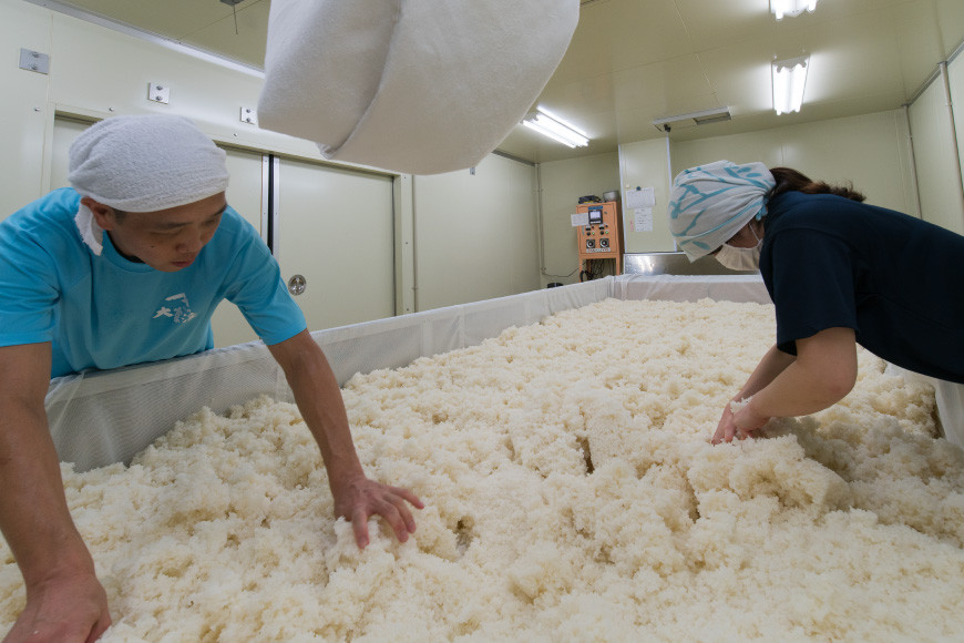 【天然雪解け伏流水使用！】日本酒 大雪渓 蔵元セット 1.8L x 2本 [大雪渓酒造 長野県 池田町 48110529] 酒蔵 地酒 美山錦 飲み比べ 一升 一升瓶