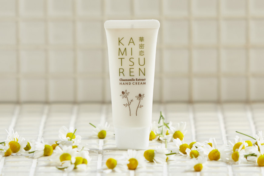 華密恋 ハンドクリーム 30g [カミツレ研究所 長野県 池田町 48110800] カミツレン カミツレ