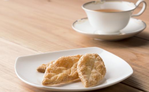 桜井甘精堂のリーフパイ栗の葉 12枚入 ［桜井甘精堂］ 菓子 栗 スイーツ 洋菓子 長野 信州 くり お取り寄せ 名物 ギフト 贈答 焼菓子 焼き菓子 ［S-13］