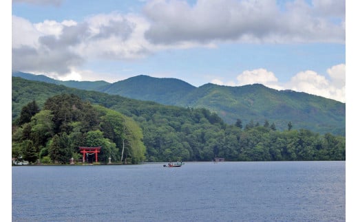 五十嵐誠プロによる『野尻湖バスフィッシングガイド利用