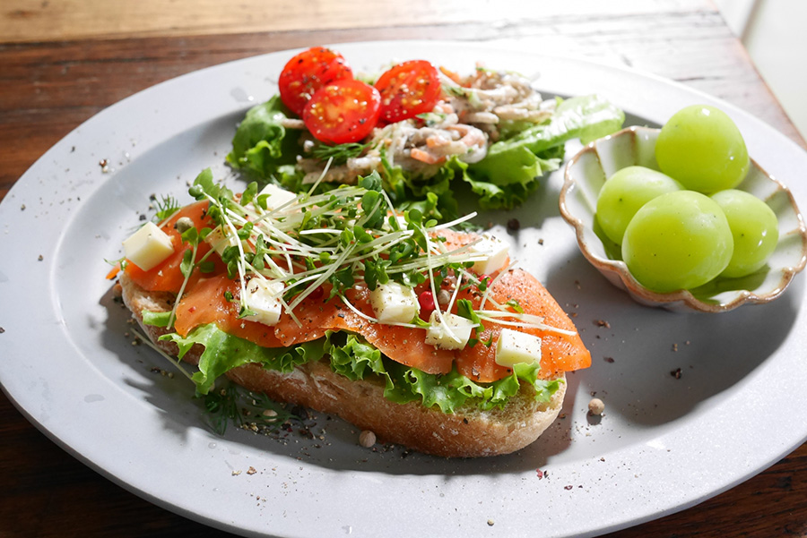 黒姫高原『パン小舎（pangoya）のカンパーニュ』家族で食べ