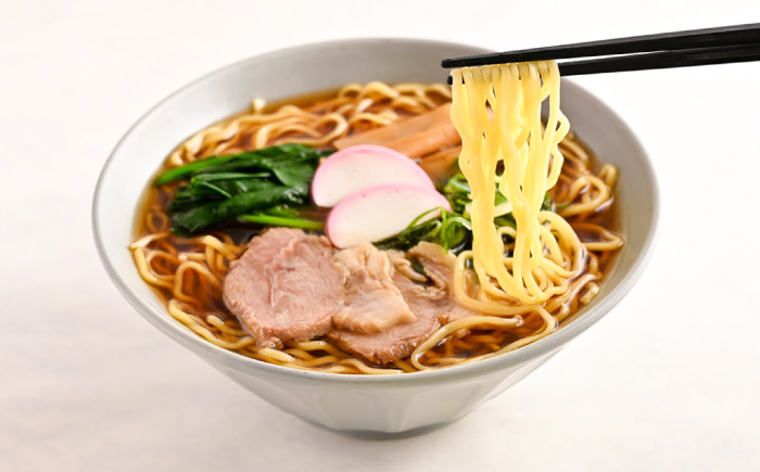 【グルテンフリー】 のど越しツルツル！ 米粉ラーメン ウェーブ 8袋セット グルテンフリー ヌードル らーめん 岐阜市 / 小林生麺 [ANGM010]