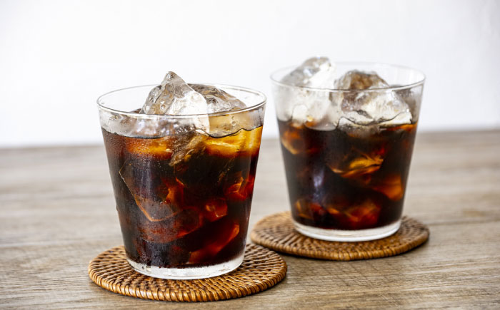 【6回定期便】 ひぐちのアイスコーヒーネルドリップ抽出無糖 1リットル6本 珈琲 ブラック パック 岐阜市/珈琲工房ひぐち [ANDP012]