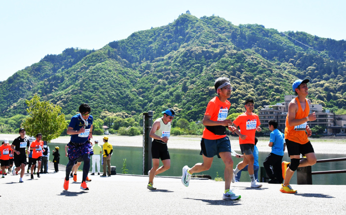 高橋尚子杯 ぎふ清流ハーフマラソン2026出走権1名分（ゼッケン事前送付、パーク＆ライド券含む）スポーツ マラソン 岐阜 岐阜市/高橋尚子杯ぎふ清流ハーフマラソン実行委員会 [ANDX001]