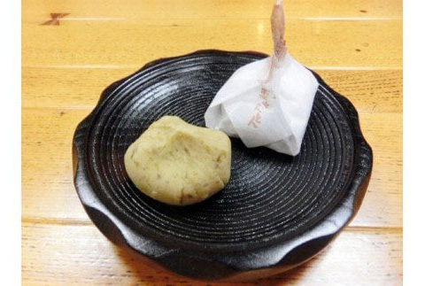 【期間限定11月30日まで受付】栗きんとん（10個入り）