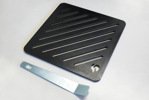 究極の極厚グリルプレート＋油すっきりオプションプレート【厚さ各6mm・中サイズ25cm×32cm・ファミリー用】アウトドア（キャンプやBBQ）で大活躍☆IH可