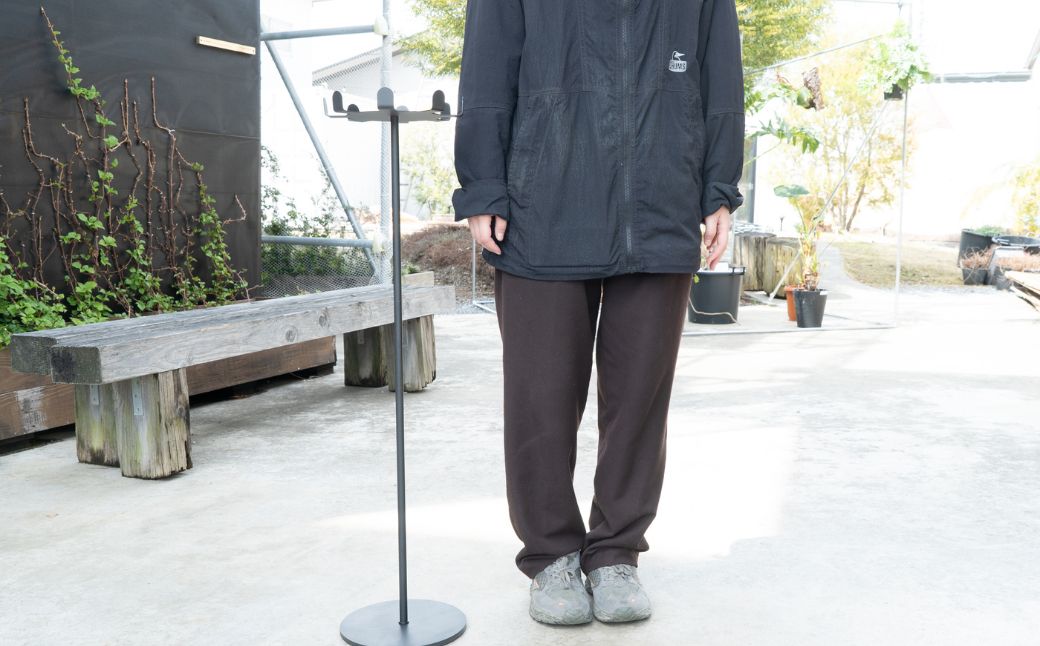 PARASOL STAND ≪選べるカラー≫ 家具 パラソルスタンド 傘立て パラソル 傘 アイアン スチール 鉄製 金属製 アンティーク レトロ インテリア モダン シンプル ミニマル スタイリッシュ 店舗用 業務用 カフェ 日本製 国産 黒 ブラック シルバー 67000円 6万7千円 佐久間工業 SIKAKU 岐阜県 大垣市 シルバー