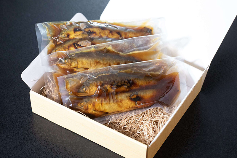 【粋料亭 助六】鮎山椒煮