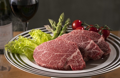 A5飛騨牛『シャトーブリアン』ステーキ　3枚