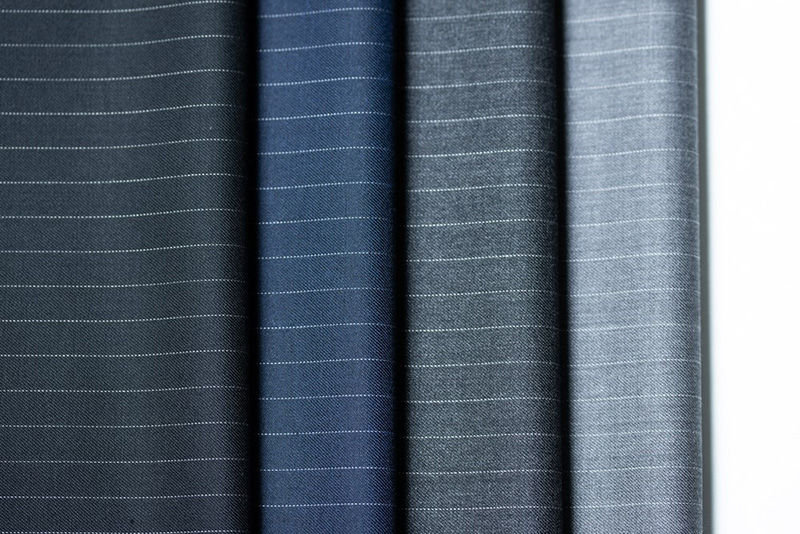 オーダースーツ 仕立券【フレッシャーズ限定スーツ】高級服地＜SUITO WOOL＞使用