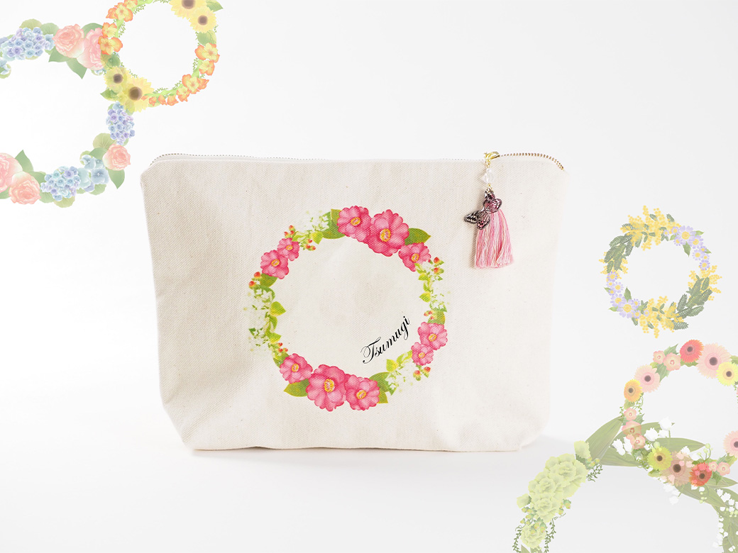 【名入れオーダー】ブルミア　誕生花が咲き続けるポーチ　Lサイズ　チャーム付き