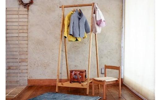 ハンガーラック 国産材 木製 収納ラック 木製家具 木工製品 飛騨の家具 飛騨家具  無垢 おしゃれ 人気 おすすめ 新生活【オークヴィレッジ】AH076VC13
