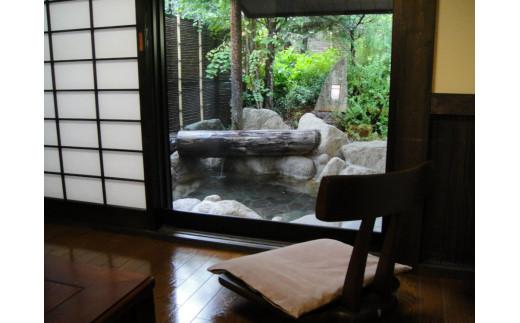 奥飛騨  隠庵ひだ路 翠（みどり）の間 【温泉露天風呂+檜内湯付】 和室 平日限定 1泊2食 ペア宿泊券 温泉 露天風呂 旅行 LL004