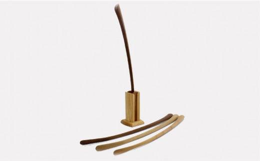 靴べらセット ロング スタンド付き | スタンド 木製 靴べらロング  天然木 シンプル 新築祝い   シューホーン 便利グッズ 普段使い 実用的 モダン 雉子舎 飛騨高山 AP033