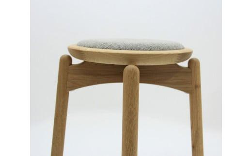 シズクルスツール OAK／布座P-AKスツール イス 椅子 飛騨の家具 飛騨家具 木馬舎 AY024