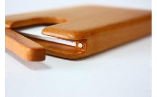 【nokutare】 木の名刺入れ （plain） 天然木 カードケース 名刺入れ 飛騨の匠 工芸 木製 木目 メンズ レディース シンプル 収納 男性用 女性用 男女兼用 飛騨高山 ノクターレ CB017
