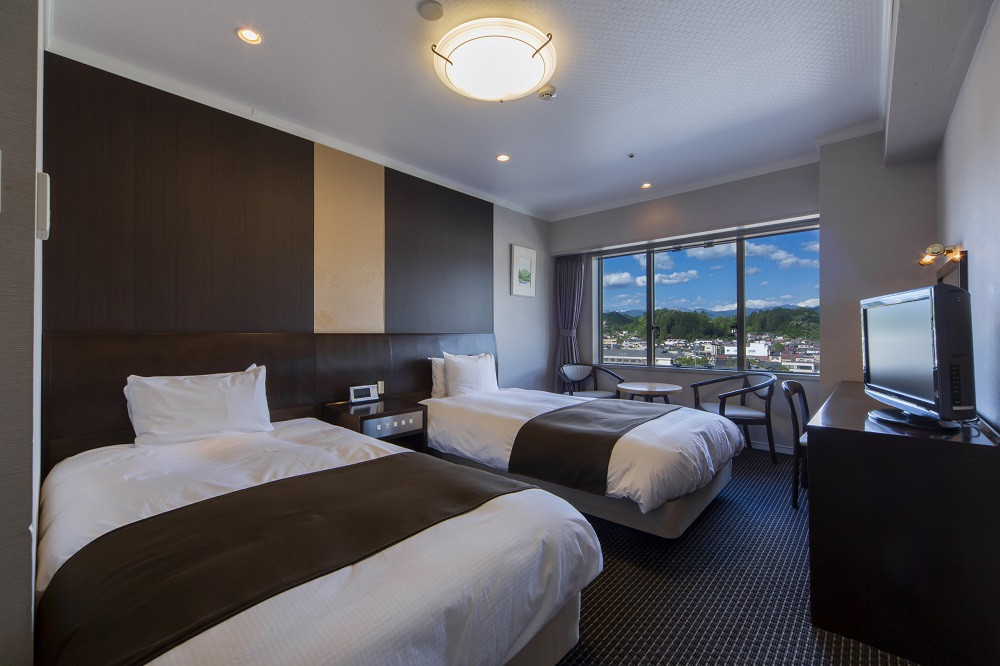 【ひだホテルプラザ】平休日1泊2食付ペア宿泊券《スタンダードツイン》