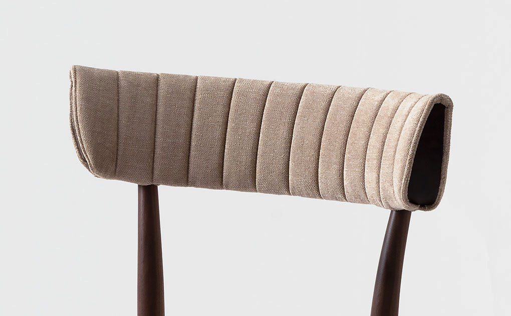 【飛騨の家具】HIDA　クレセント　チェア（張り背座）　ウォルナット|家具 イス チェア 椅子 いす ダイニング 人気 おすすめ 新生活 国産 インテリア 飛騨家具 飛騨高山 飛騨産業(株) CG307