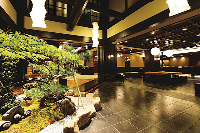 【飛騨花里の湯　高山桜庵（共立リゾート）】平休日1泊朝食付ペア宿泊券《和ツイン》